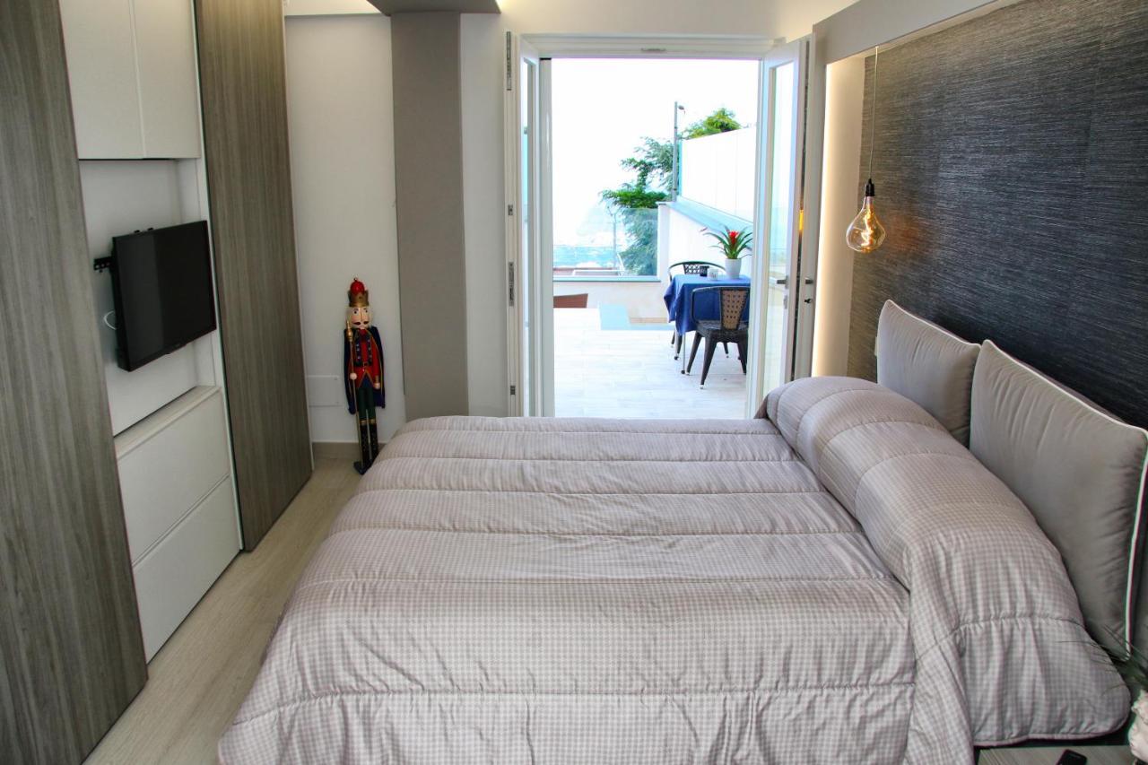 En Suite Bedroom Blue Moon Piano di Sorrento Exteriér fotografie