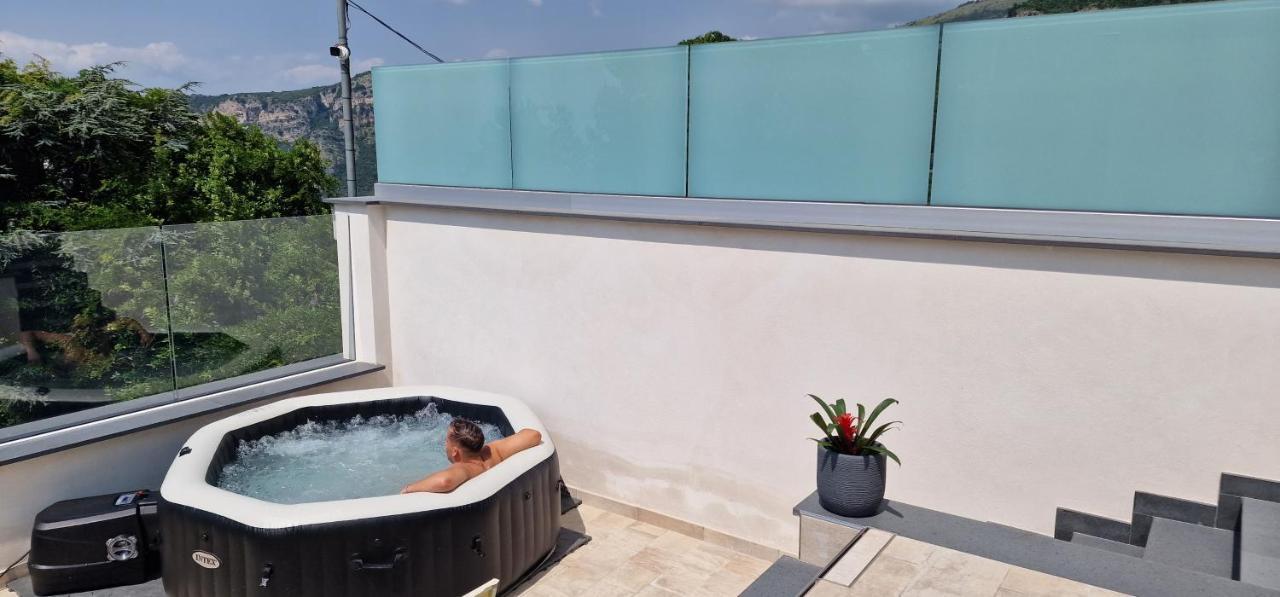 En Suite Bedroom Blue Moon Piano di Sorrento Exteriér fotografie
