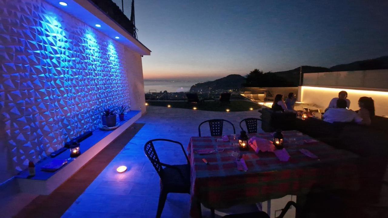 En Suite Bedroom Blue Moon Piano di Sorrento Exteriér fotografie